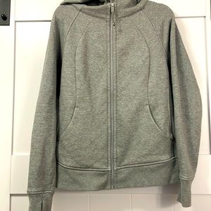 Lululemon Scuba full-zip hoodie in excellent condition.